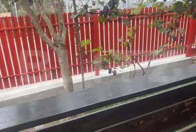 Casă cu 8 camere cu Teren 1000 Mp în Central - 16