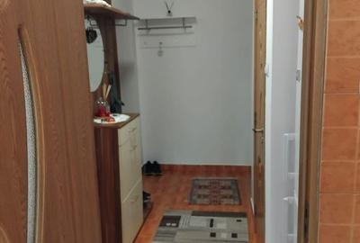 Apartament cu 3 camere semidecomandat în Central - 5
