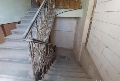 Apartament cu 5 camere semidecomandat în Central - 4