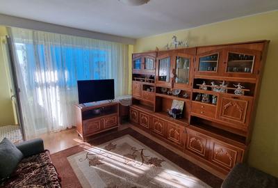 Apartament cu 3 camere decomandat, mobilat în Casa de Cultură - 2