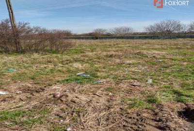 Teren intravilan de 5096 mp cu front de 37 ml, zona Sag - 1