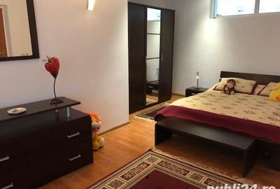 Casă cu 6 camere cu Teren 404 Mp în Voluntari