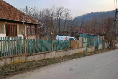 Casă cu 3 camere în 23 August - 4