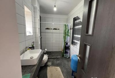 Casă cu 3 camere cu Teren 187 Mp în Brănești - 1