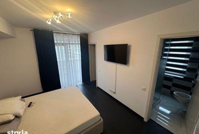 Apartament cu 3 camere, mobilat în Central