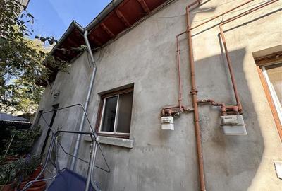 Duplex cu 5 camere cu Canalizare în P-ța Alba Iulia - 6