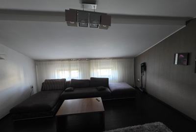 Apartament cu 2 camere decomandat, mobilat în Bariera Vâlcii - 2