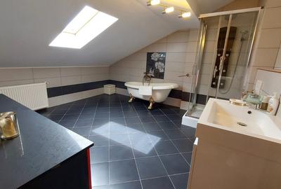 Apartament 4 camere zona Strand - 12