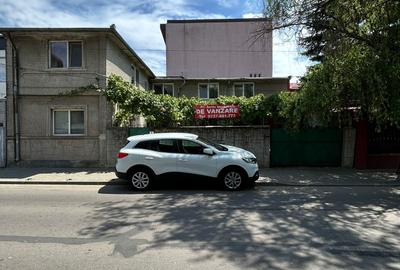 Casă cu 6 camere în Drumul Sării