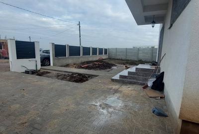 Casă individuală cu 4 camere cu Canalizare în Pantelimon - 2