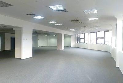 Birou, de 200 mp, în Universitate - 5