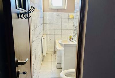 Apartament cu 3 camere semidecomandat în Central - 7