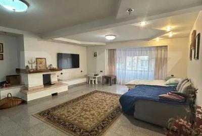Apartament cu 5 camere decomandat în Central - 10