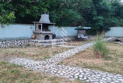Apartament cu 3 camere decomandat în Bujac - 2