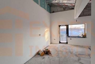 Casă cu 4 camere cu Teren 150 Mp în Central - 15