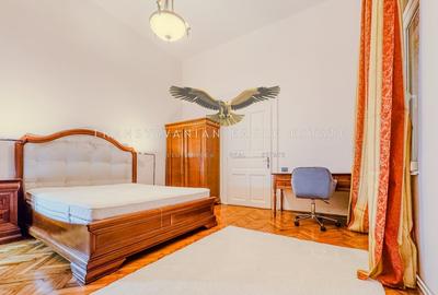 Apartament cu 3 camere semidecomandat, mobilat în Central - 2