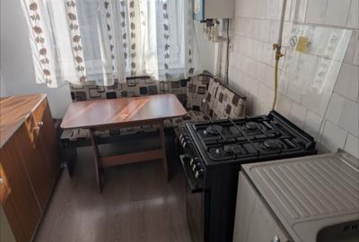 Apartament cu 2 camere semidecomandat în 5 Călărasi - 4