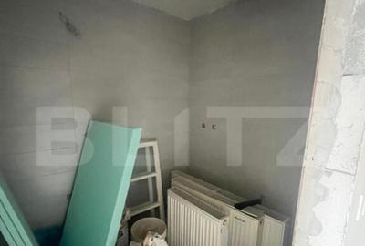 Apartament cu o camera, 20 mp, semifinisat, zona Piata Deceb - 3