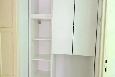 Apartament cu 3 camere semidecomandat în Pajura