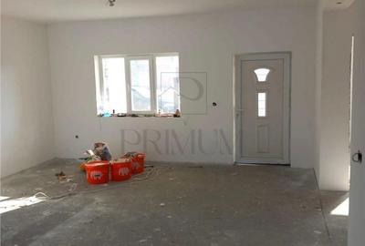 Casă cu 3 camere cu Teren 350 Mp în Săcălaz