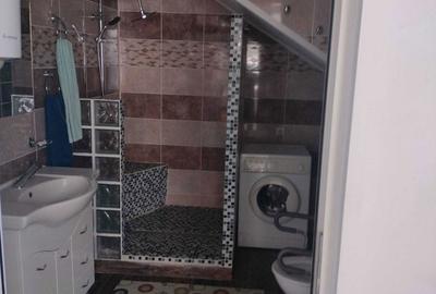 Casă cu 4 camere cu Teren 1900 Mp în Glina - 8