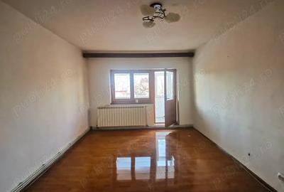 Apartament central 4 camere Tandarei - 3