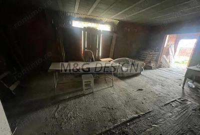 Casă cu 6 camere cu Teren 1325 Mp în Uliuc - 8