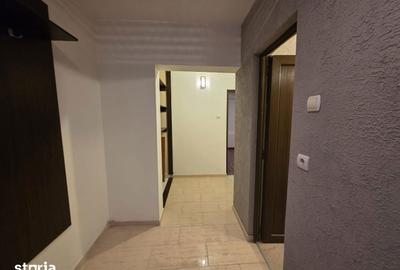 Apartament cu 3 camere decomandat în 13 Septembrie - 16