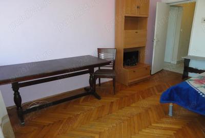Apartament cu 2 camere decomandat în Romanilor - 2