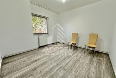Apartament cu 3 camere decomandat, la parter in zona Girocului. - 8