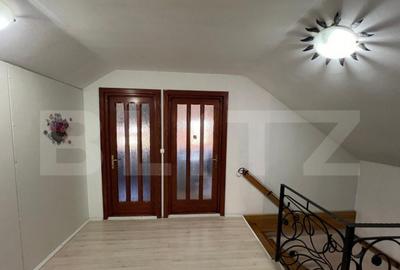 Casa P comercial/1E+M apartament, 3 camere, 333 mp, zona C - 4