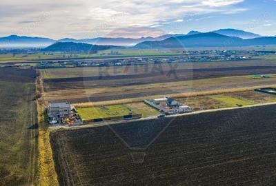 Teren intravilan 800mp Bod / Strada Iasomiei/ zona agrement Cismasu! - 6