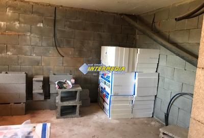 Casă individuală cu 5 camere cu Canalizare în Sud - 6