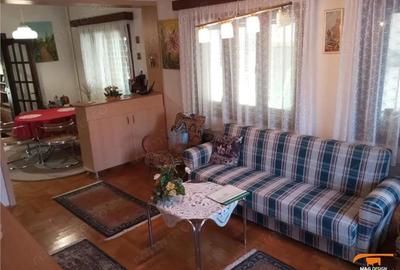 De vanzare casa mare , zona Brancoveanu, suprafata utile 350 mp - 1