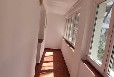 Apartament semidecomandat în Baba Novac - 11