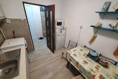 Apartament cu 2 camere semidecomandat în Rovine - 3