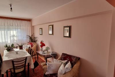 Apartament cu 4 camere decomandat în Central - 4