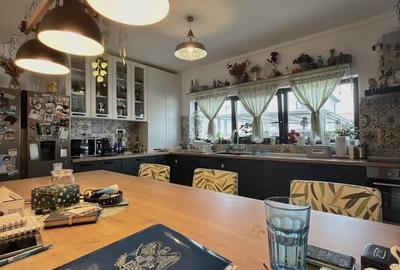 Casă cu 4 camere cu Teren 280 Mp în Central - 8