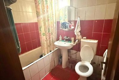 Garsonieră decomandată în Comuna din Paris - 8