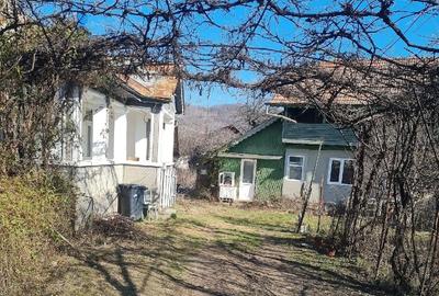 Casă cu Teren 1200 Mp în Izvoarele - 3