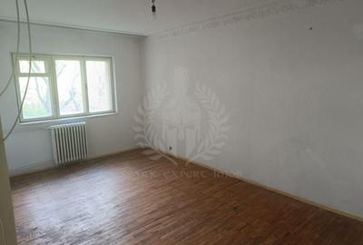 Apartament cu 3 camere decomandat în Vest - 4