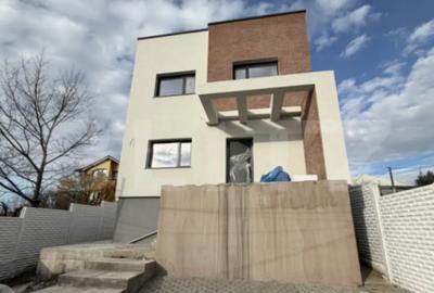 Casă cu 4 camere cu Teren 290 Mp în Plaiul Vulcanești - 10