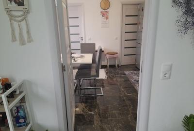 Casa renovata 2 camere de vanzare str. Campului Fagaras jud. Brasov - 7