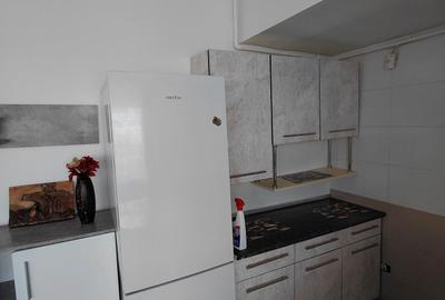 Apartament cu 2 camere decomandat în Colentina