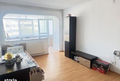 Apartament cu 2 camere semidecomandat în Micro 9 - 2