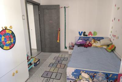 Apartament cu 3 camere decomandat în B-dul București - 4