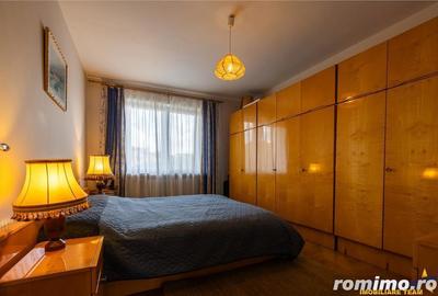 Distinct nivel in vila,5 camere,terase in spectacolul colinei montane,Central,Brasov - 14