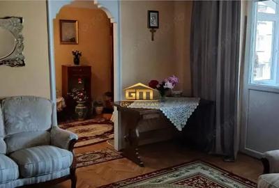 Apartament cu 3 camere semidecomandat în Central - 3