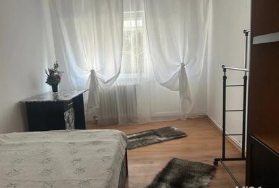 Inchiriez apartament doua camere - 2
