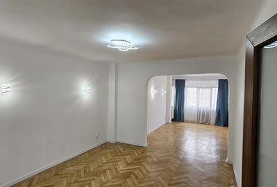 Apartament 3 camere Piata Muncii, la 1 minut de gura de metrou, 90mp utili ,etaj - 4